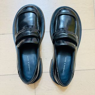 （分類：）位於 。 由 selenacc7 提交（商品編號 1297653098，圖片 1）。簡介： 。