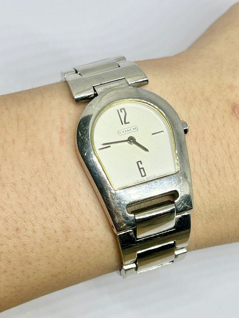 COACH Horseshoe Vintage White Dial Preloved Watch Women s Fashion Watches Accessories Watches on Carousell