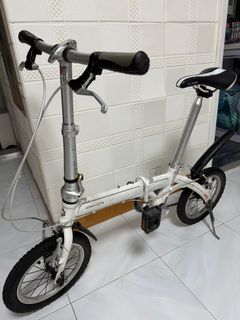 （分類：）位於 。 由 koalabbg 提交（商品編號 1297645058，圖片 1）。簡介： 。
