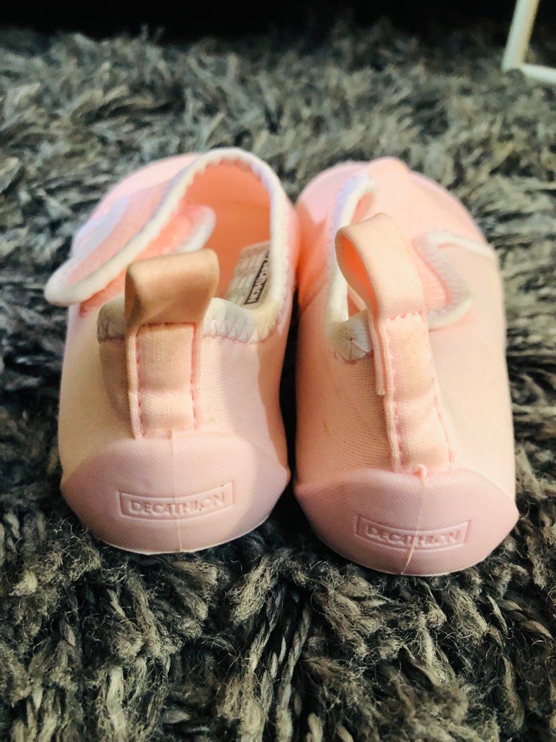 Dechatlon aqua shoes (Category: Babies & Kids Fashion) located in Quezon City. Submitted by wasp_guy (Listing ID 1297534211, Image 2). Description: .