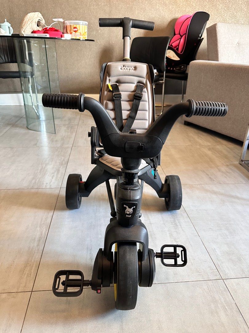 Doona Trike (Category: Other Babies Going Out Needs) located in Taguig. Submitted by great.deals21 (Listing ID 1297543407, Image 1). Description: Slightly used.