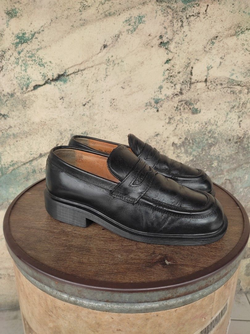 DR MARTENS 8570 BLACK SLIP ON LOAFERS OXFORDS ,MADE IN ENGLAND