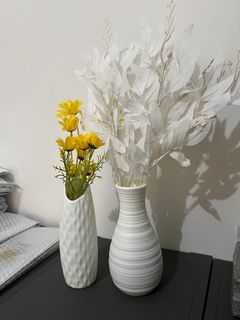 Flowers & Vases PLASTIC