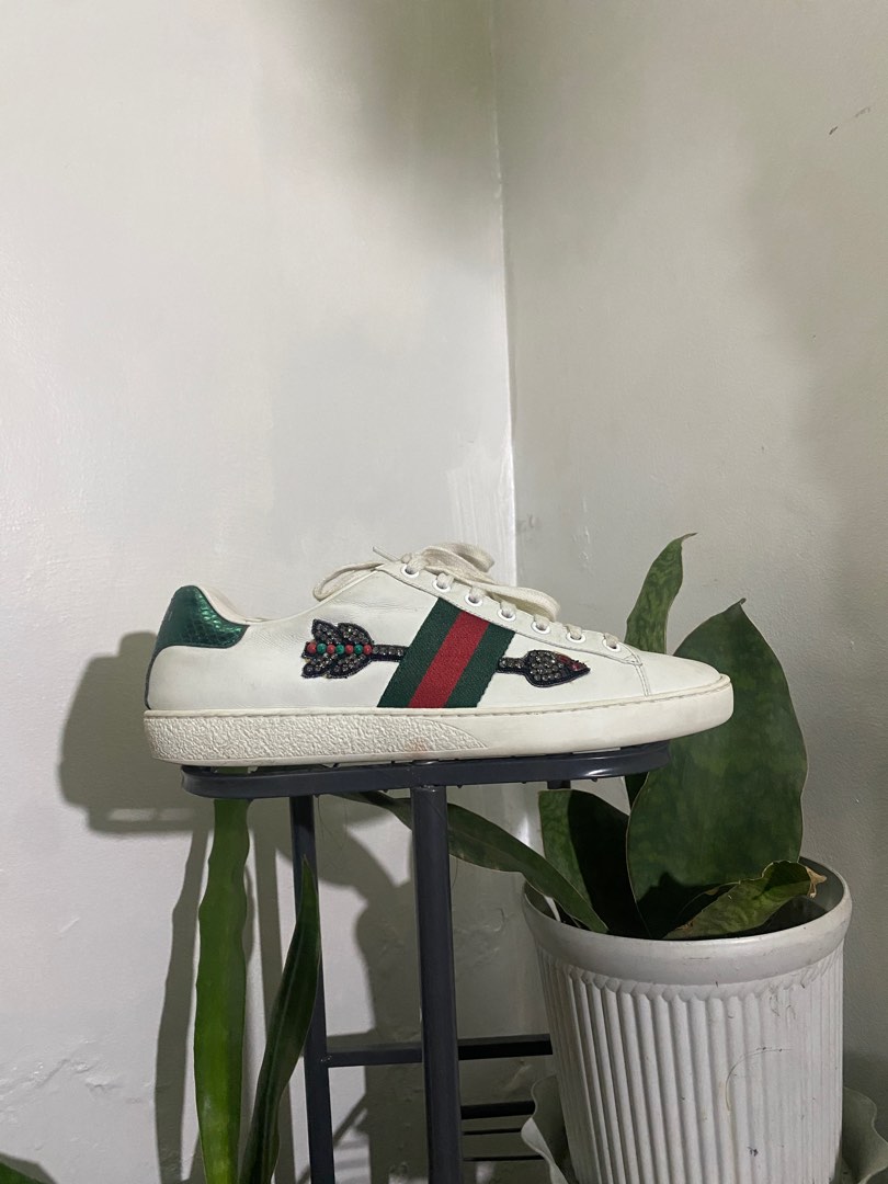 Gucci ace sneakers arrow on sale