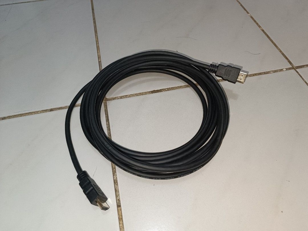 HDMI cable High Speed with Ethernet, Five Meters (5m) length (Category: Cables & Adaptors) located in Paranaque City. Submitted by kpgeo (Listing ID 1297641515, Image 1). Description: Extra HDMI cable bought from Octagon last year. Opened but never been used. Best used for high resolution displays from 1080p and above with an integrated Ethernet connection. HDMI cable High Speed with Ethernet, Five Meters (5m) length decluttering We may meet up o