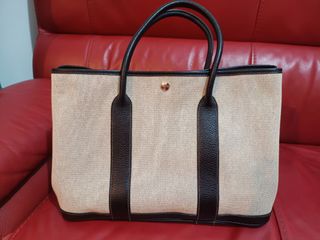 （分類：）位於 。 由 elyseeeee.c. 提交（商品編號 1297622402，圖片 1）。簡介： 。