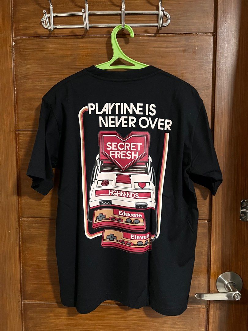 Highminds x Secret Fresh (Category: Tshirts & Polo Shirts ) located in Taytay. Submitted by jadelejano (Listing ID 1297576777, Image 2). Description: Highminds x Secret Fresh Playtime Original price 850 Bought from orange app Used once during Baguio trip.