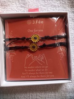 J.Fée Sunflower bestfriend bracelet