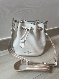 （分類：）位於 。 由 thtden 提交（商品編號 1297550628，圖片 1）。簡介： 。