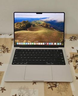 Macbook Pro M2 14 inch 16/1 Terra (vacation mode)