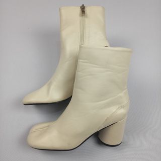 Maison Margiel ALTERNATIVE - White Leather - Tabi Boots