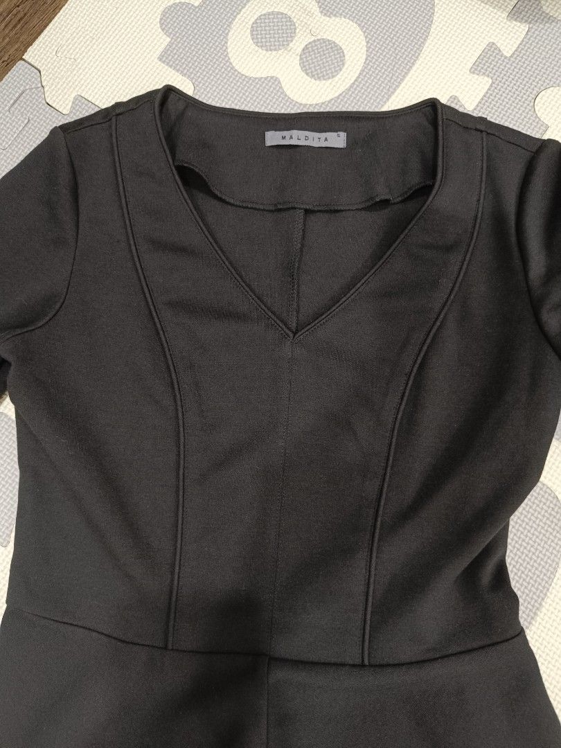 MALDITA Black Dress (Category: Dresses) located in San Fernando. Submitted by absiti (Listing ID 1297587959, Image 3). Description: MALDITA Black V Neck Dress Super HQ material! Brand new without tags. Washed but never worn. Cute office look! :).