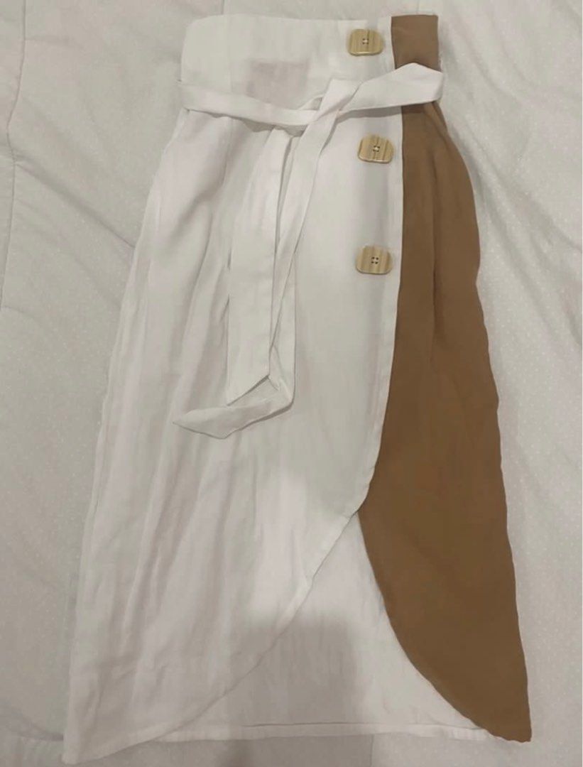 Mango midi skirt with with belt size XS Women s Fashion Bottoms Skirts on Carousell