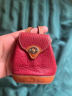 (Category: ) located in . Submitted by wonderfulbagsofalice (Listing ID 1297573616, Image 1). Description: .