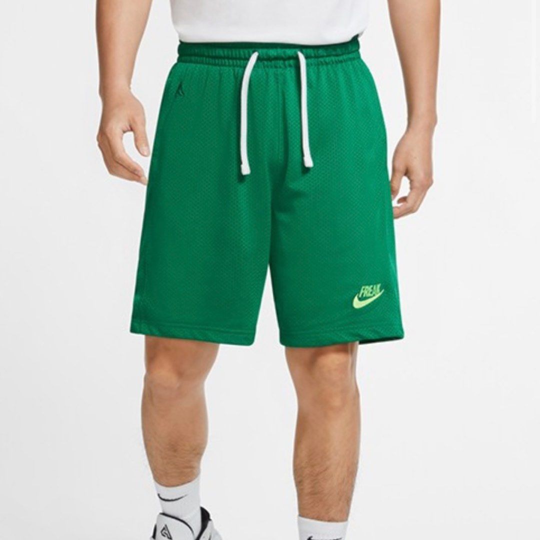 nike freak short
