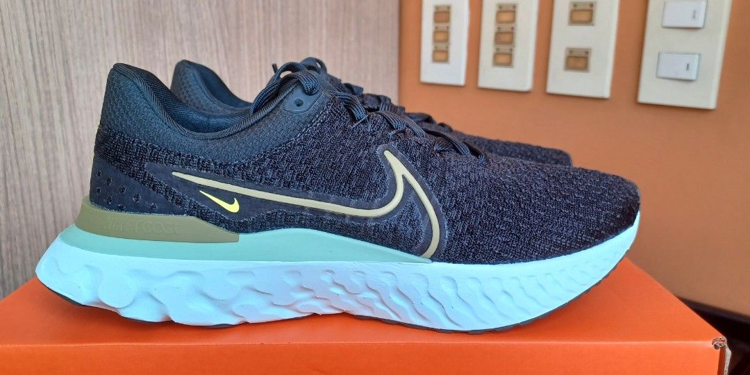 Nike React Infinity Run FK 3 (Category: Sneakers) located in Manila. Submitted by akoni_keoki (Listing ID 1297535438, Image 2). Description: 100% Original Brand New Never Fitted.
