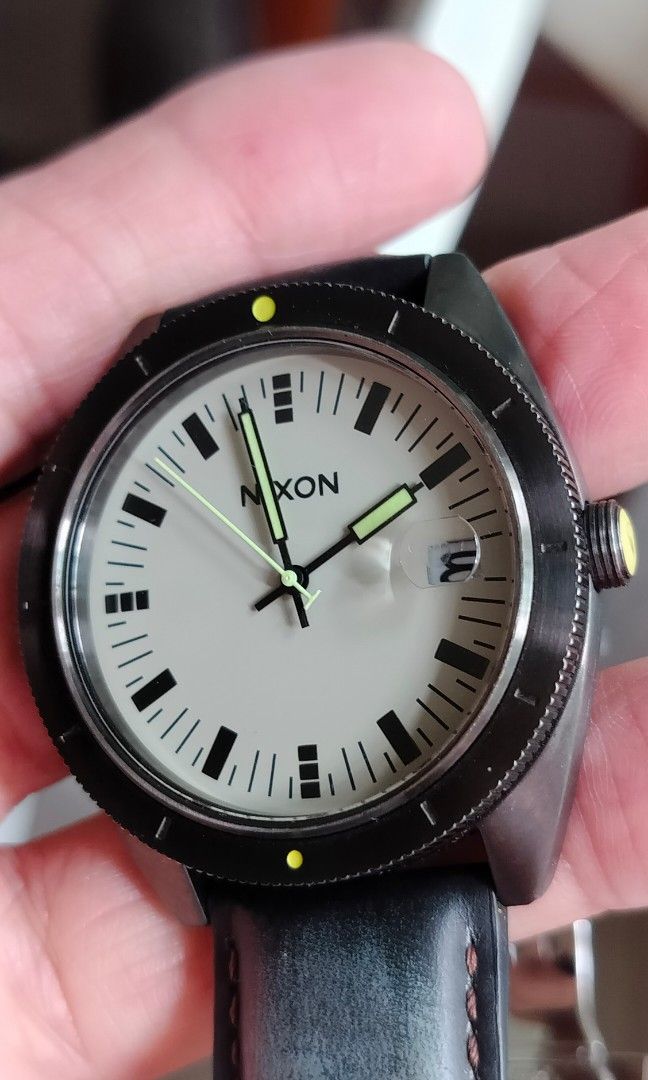 Nixon rover 2 online