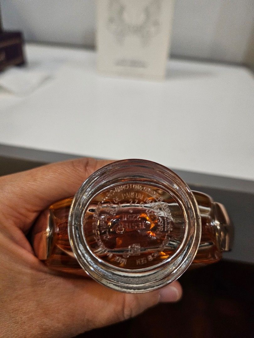 Paco Rabanne Olympea 80ml Tester/ demo box (Category: Fragrance & Deodorants) located in Pasig City. Submitted by hellobillie (Listing ID 1297648169, Image 2). Description: Paco Rabanne Olymepa 80ml FSM Tester/ Demo box Box has flaws, bottle and juice are fine https://www.fragrantica.com/perfume/Paco-Rabanne/Olympea-31666.html.