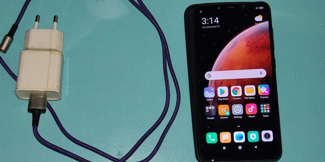 POCO F1 (Category: Xiaomi) located in Manila. Submitted by notcleverwithusernames (Listing ID 1297578478, Image 2). Description: 6GB/128GB Battery can last a day on normal usage No scratches on front screen, minor scratches on the bottom Charging port has an issue (used a magnetic cord instead) Original charger included with the magnetic cord.