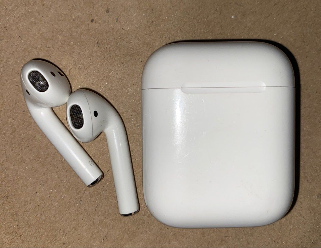 Rush for Sale 2nd Hand Airpods 2nd Generation Original Audio Earphones on Carousell