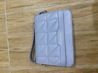 (Category: ) located in . Submitted by cathys_preloved (Listing ID 1297637527, Image 1). Description: .