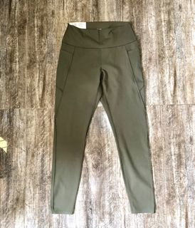 Uniqlo Airism Soft UV Protection Pocket leggings (olive) 