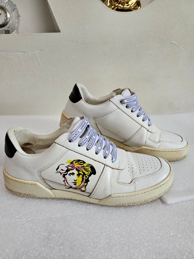 Deal Versace Pop Medusa Sneakers