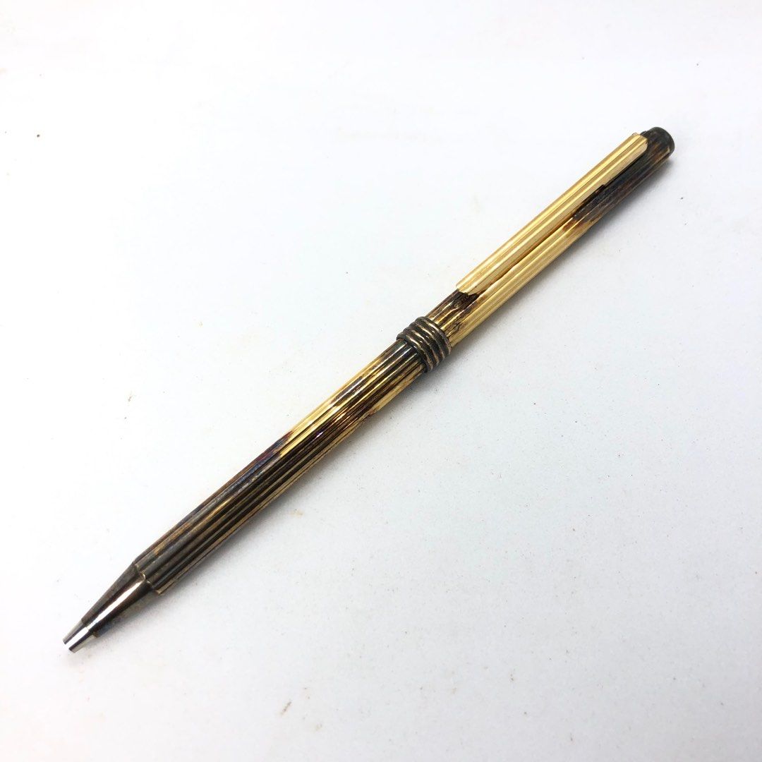 Vintage Christian Dior Ballpoint Pen (Category: Luxury Accessories) located in Makati City. Submitted by archaic532shop (Listing ID 1297587808, Image 1). Description: Details: ▪️Material: Gold Plated ▪️Condition: Non Woking 🔴Needs Ink Refil🔴 🔴No Box🔴 ▪️Pen Type: Ballpoint Pen IMPORTANT NOTES: • Clients with OFFERS will be prioritized. • Selling in “As Is “condition (no warranty or guarantees) Accept all flaws before and after purchase. No ret