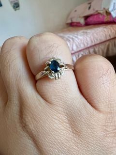 vintage collection genuine 925 silver with pure & natural blue sapphire stone size6!