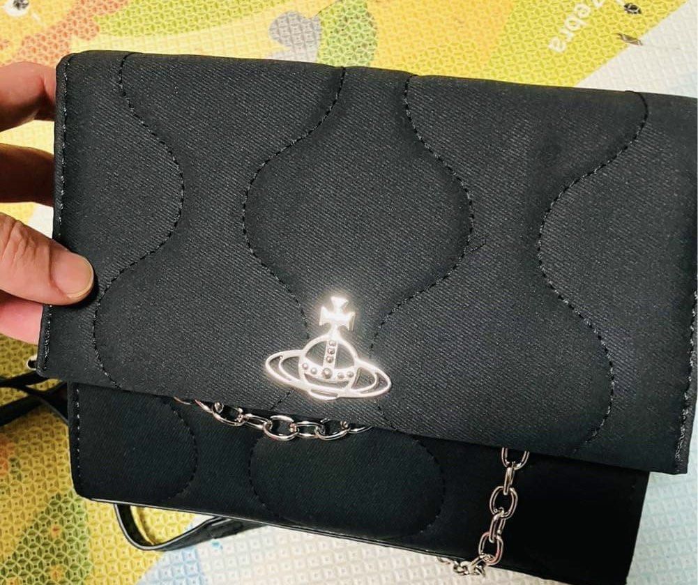 Vivienne Westwood 手袋, 名牌, 手袋及銀包- Carousell