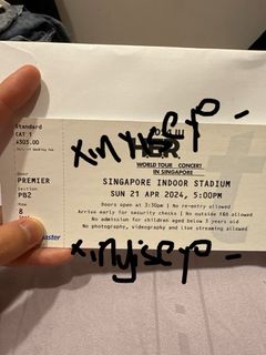 (Category: ) located in . Submitted by xinyiseyo_ (Listing ID 1296879980, Image 1). Description: .
