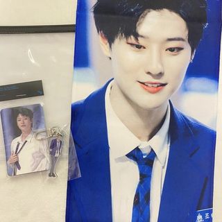 （分類：）位於 。 由 mcxxvi 提交（商品編號 1297608924，圖片 1）。簡介： 。