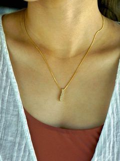 18” Natural Diamond Necklace 18K Authentic Pawnable Yellow Gold