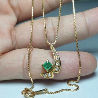 18k Japan Gold Colombian Emerald And Diamond Necklace