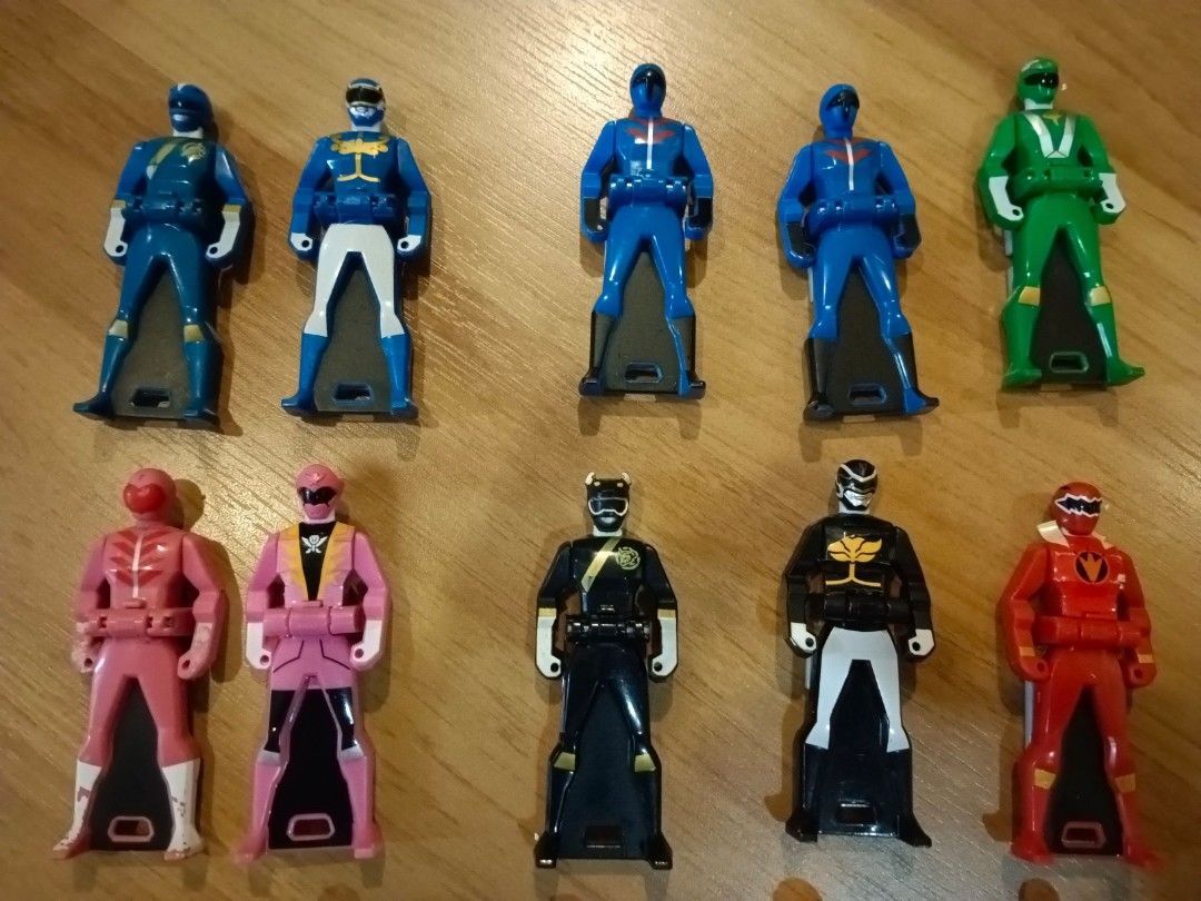 Bandai Power Rangers Super Sentai Figure Keys assorted, Megazord ...