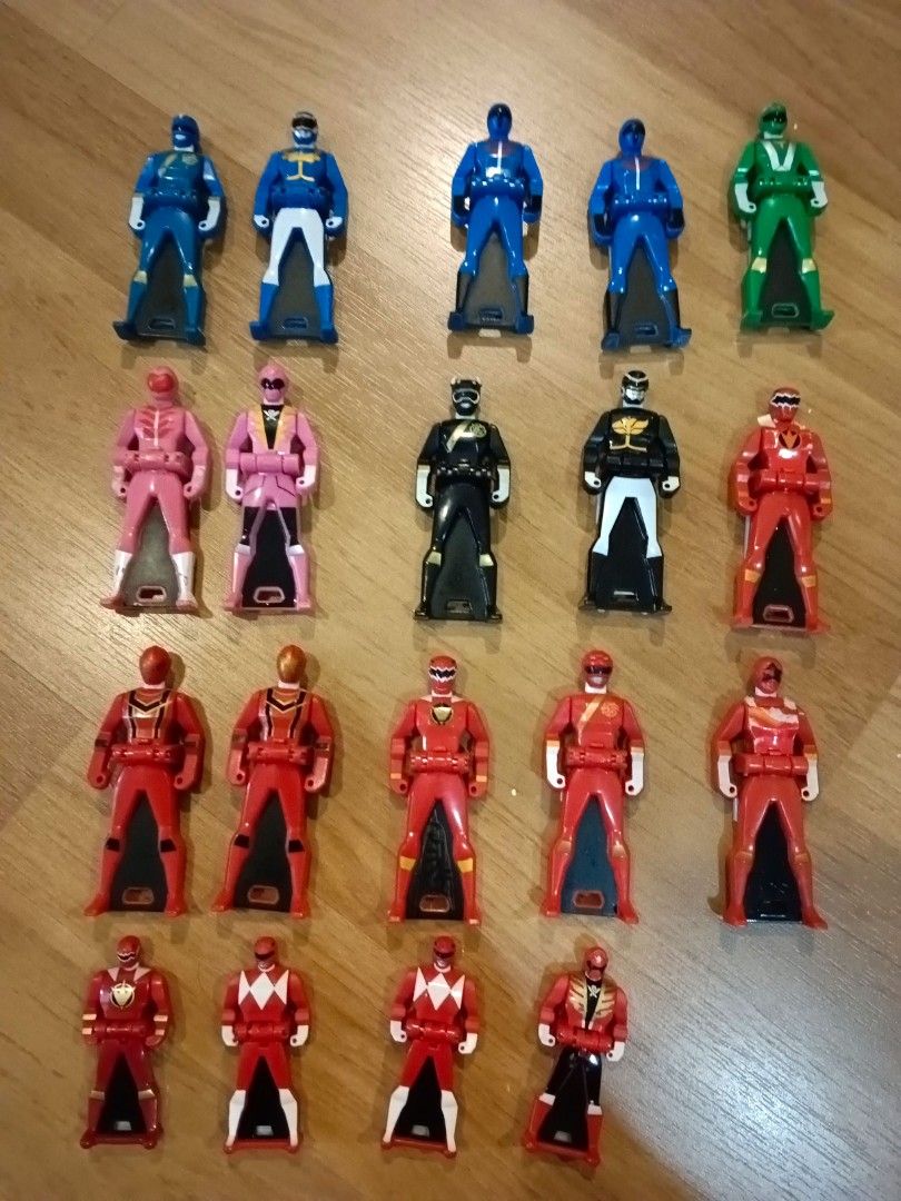 Bandai Power Rangers Super Sentai Figure Keys assorted, Megazord ...
