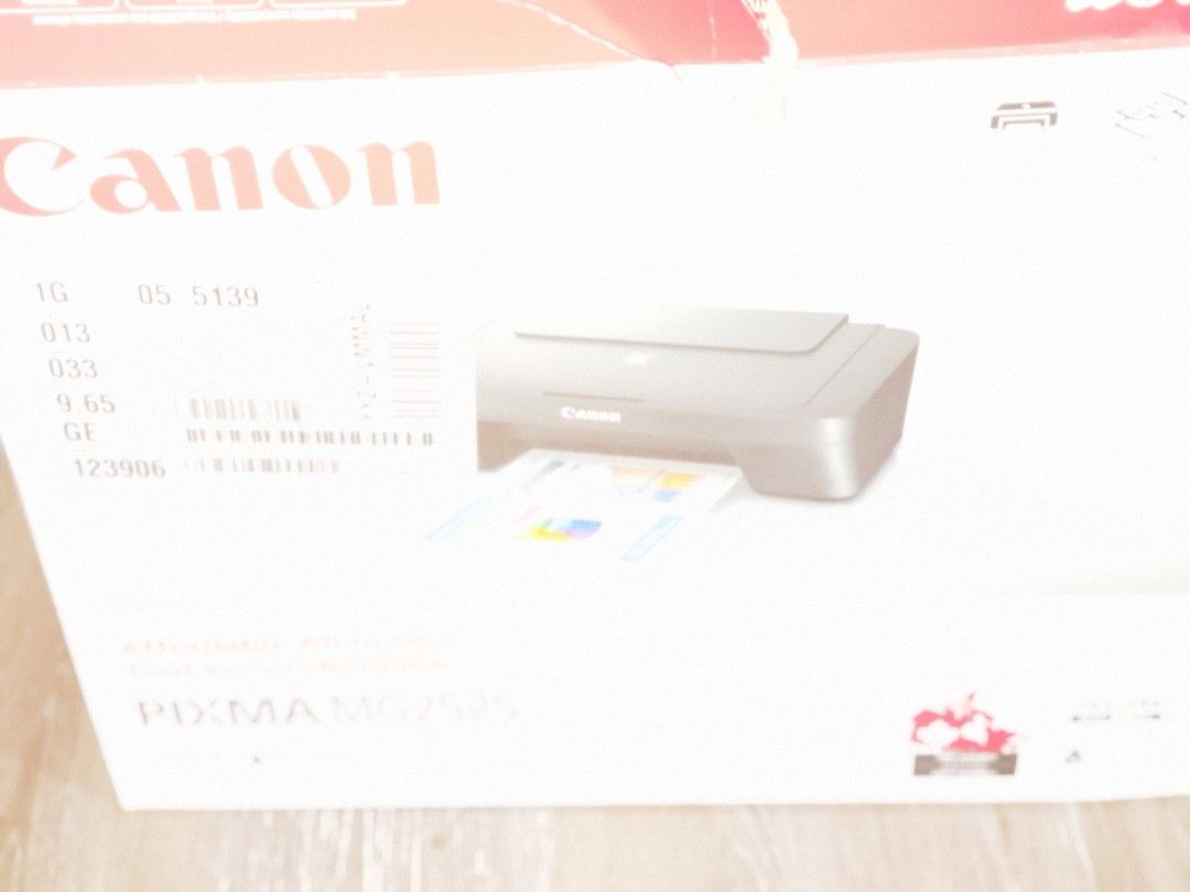 Canon Printer (Category: Computer Parts & Accessories) located in Toronto. Submitted by alcapiolli25970 (Listing ID 1297743438, Image 1). Description: brand new condition comes with ink cartridges installation disk and all wires and cones in box. no scratches or dings..