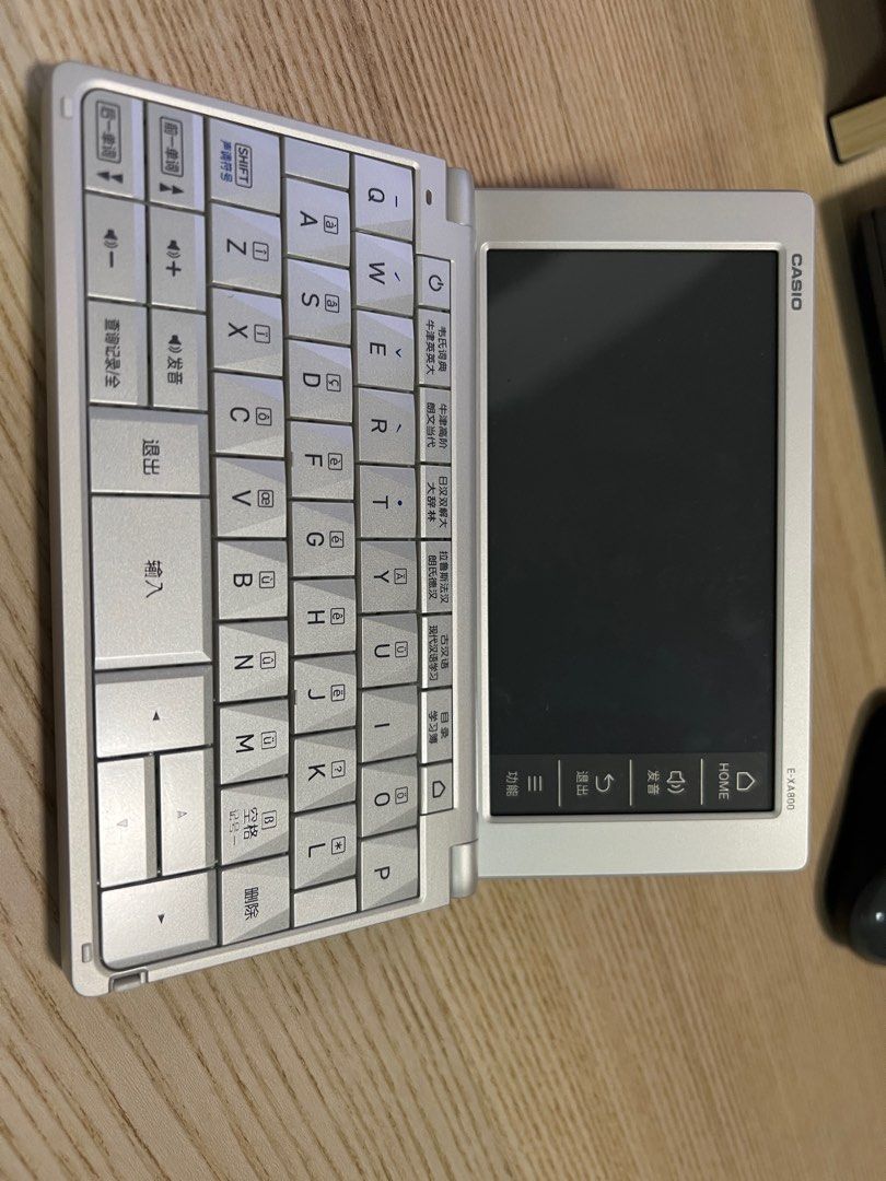Casio E-XA800 e-dictionary (Category: Stationery & School Supplies) located in Singapore. Submitted by tocksing (Listing ID 1297778568, Image 2). Description: .