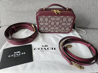 (Category: ) located in . Submitted by bluepompom (Listing ID 1297726891, Image 1). Description: .