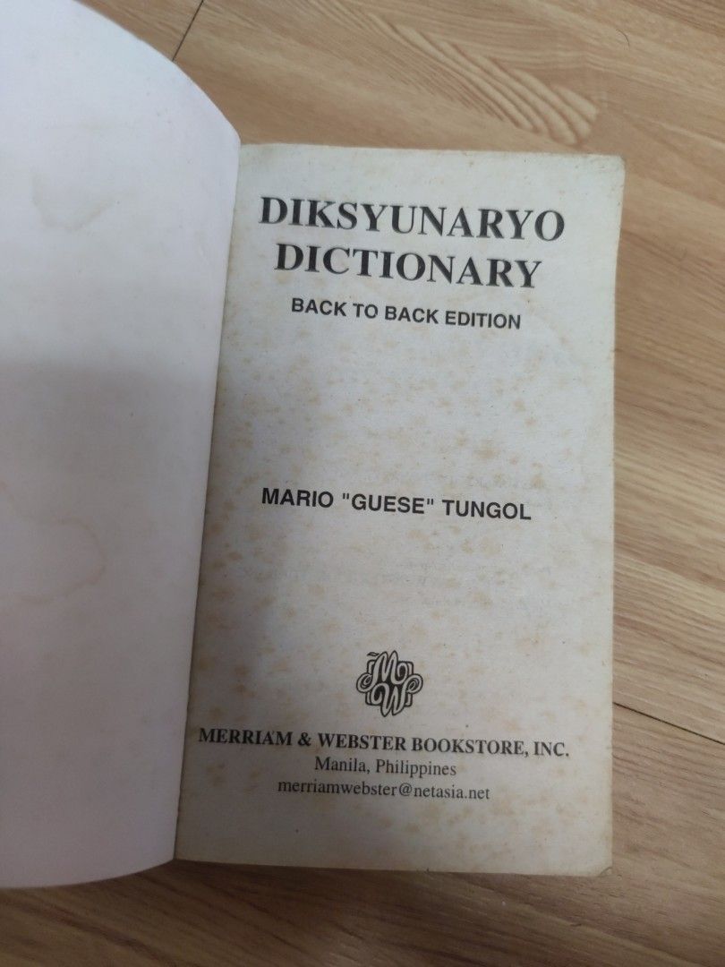 Diksyunaryo | Webster's Instant Dictionary (Category: Textbooks) located in Taguig. Submitted by decluttering.ph2020 (Listing ID 1297677269, Image 2). Description: .