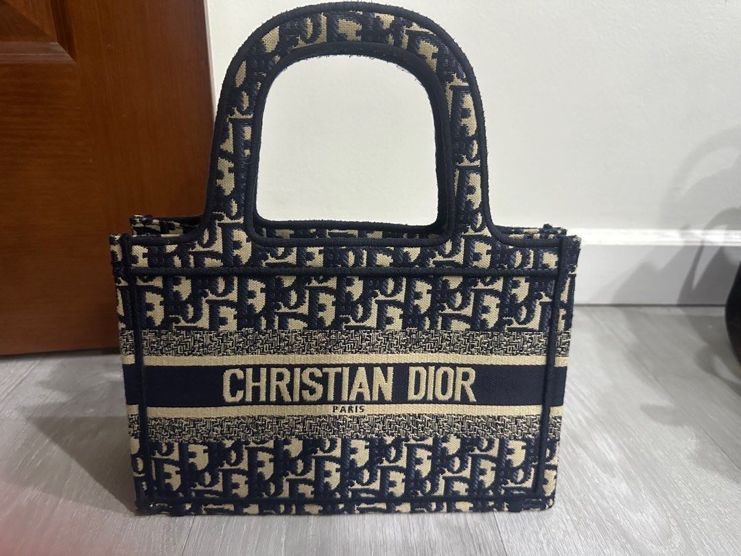 Dior Book Tote Small (Category: Tote Bags) located in Makati City. Submitted by luxedeclutter (Listing ID 1297772845, Image 1). Description: Class A Quality.