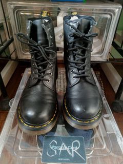 Dr. Martens 1460 Womens Smooth Leather Lace Up Boots Black 11821