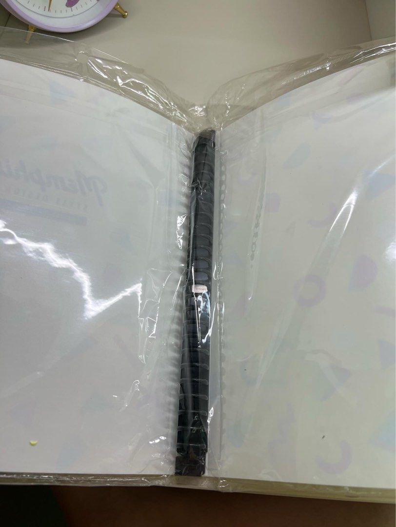 file （分類：文具）位於 Hong Kong。 由 eric0238 提交（商品編號 1297795867，圖片 3）。簡介： 。
