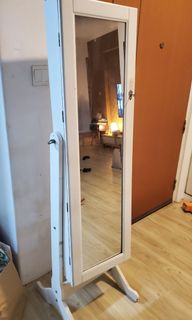 (Category: ) located in . Submitted by kerranggooney (Listing ID 1297794151, Image 1). Description: .