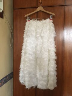 White maxi fur skirt