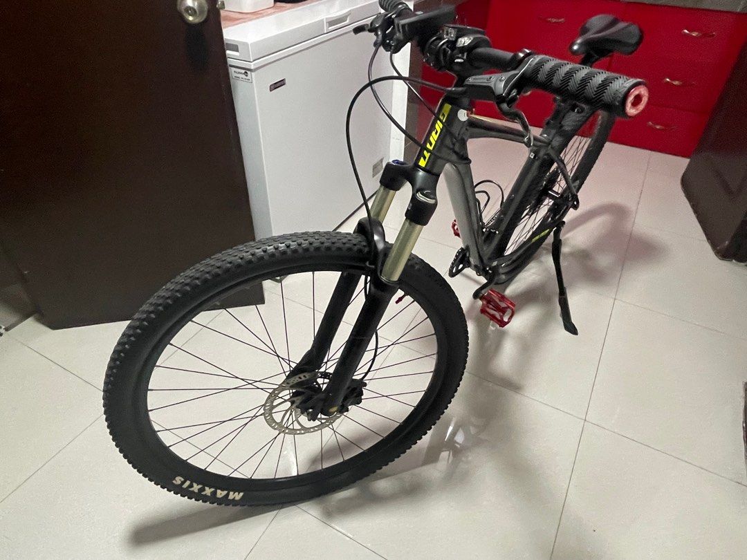 Giant Talon 1 29ers for Sale Include all accessories in the photo Sports Equipment Bicycles Parts Bicycles on Carousell