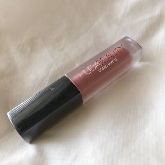 HUDA MINI LIPSTICK IN SWEET TALKER (Category: Makeup) located in Pasay City. Submitted by juanashopdeals (Listing ID 1297719336, Image 2). Description: HUDA MINI LIPSTICK in shade SWEET TALKER No Box but Sealed .