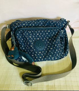 (Category: ) located in . Submitted by db_definitelybranded (Listing ID 1297710616, Image 1). Description: .