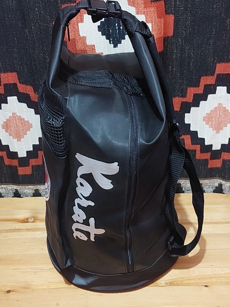 Large Travel Backpack (Category: Backpacks) located in Muntinlupa City. Submitted by sakurambo_des (Listing ID 1297795580, Image 3). Description: CLEARANCE SALE! 650 BACKPACK LARGE SIZE FOR TRAVEL WATERPROOF LIKE NEW CONDITION NO FLAWS/DAMAGE IN VERY GOOD CONDITION.
