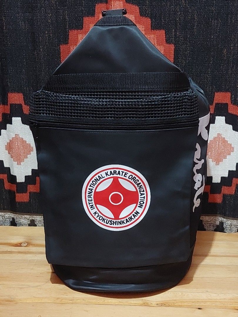 Large Travel Backpack (Category: Backpacks) located in Muntinlupa City. Submitted by sakurambo_des (Listing ID 1297795580, Image 1). Description: CLEARANCE SALE! 650 BACKPACK LARGE SIZE FOR TRAVEL WATERPROOF LIKE NEW CONDITION NO FLAWS/DAMAGE IN VERY GOOD CONDITION.